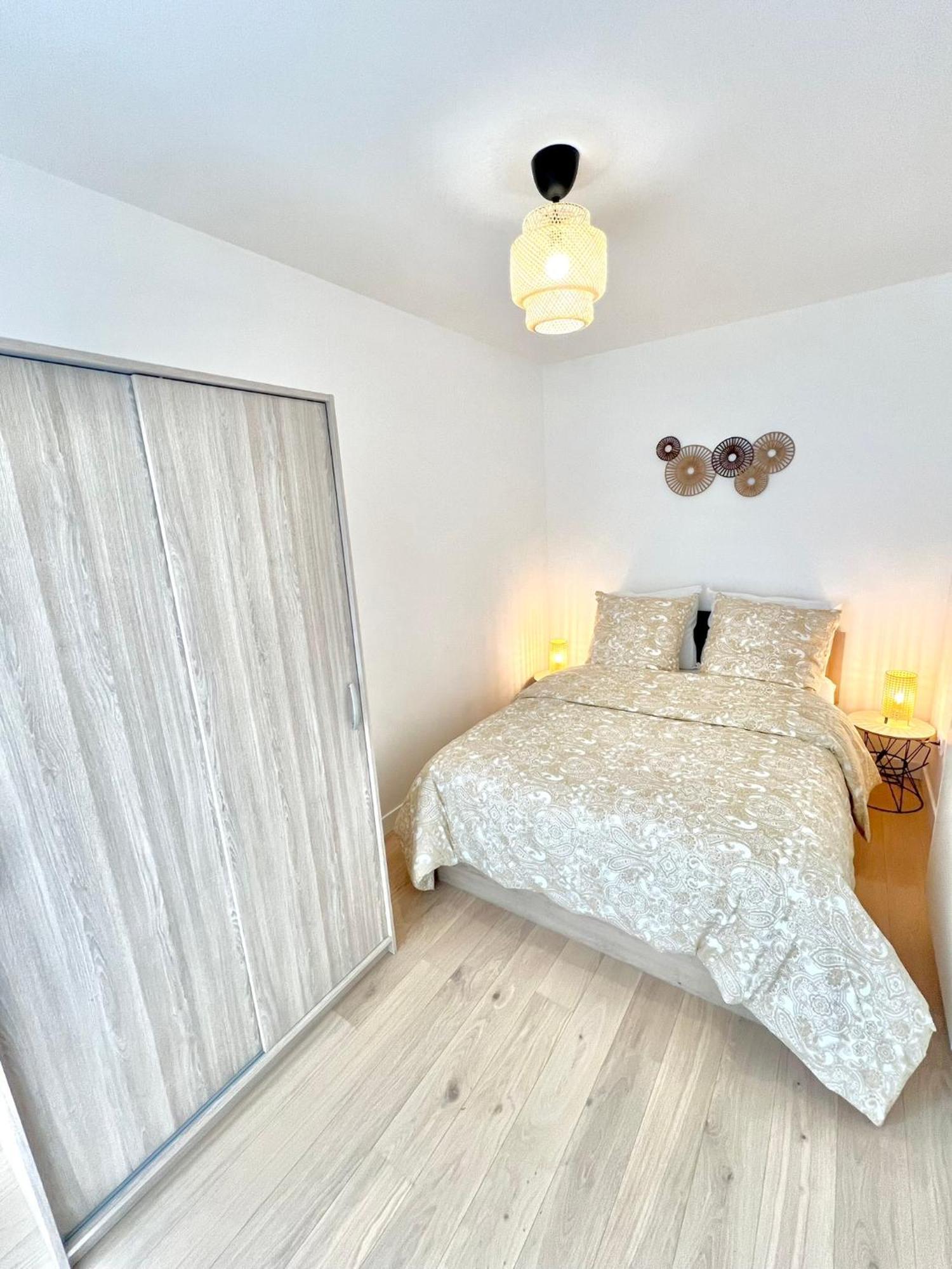 Appartement Neuf Et Spacieux 克利希 外观 照片