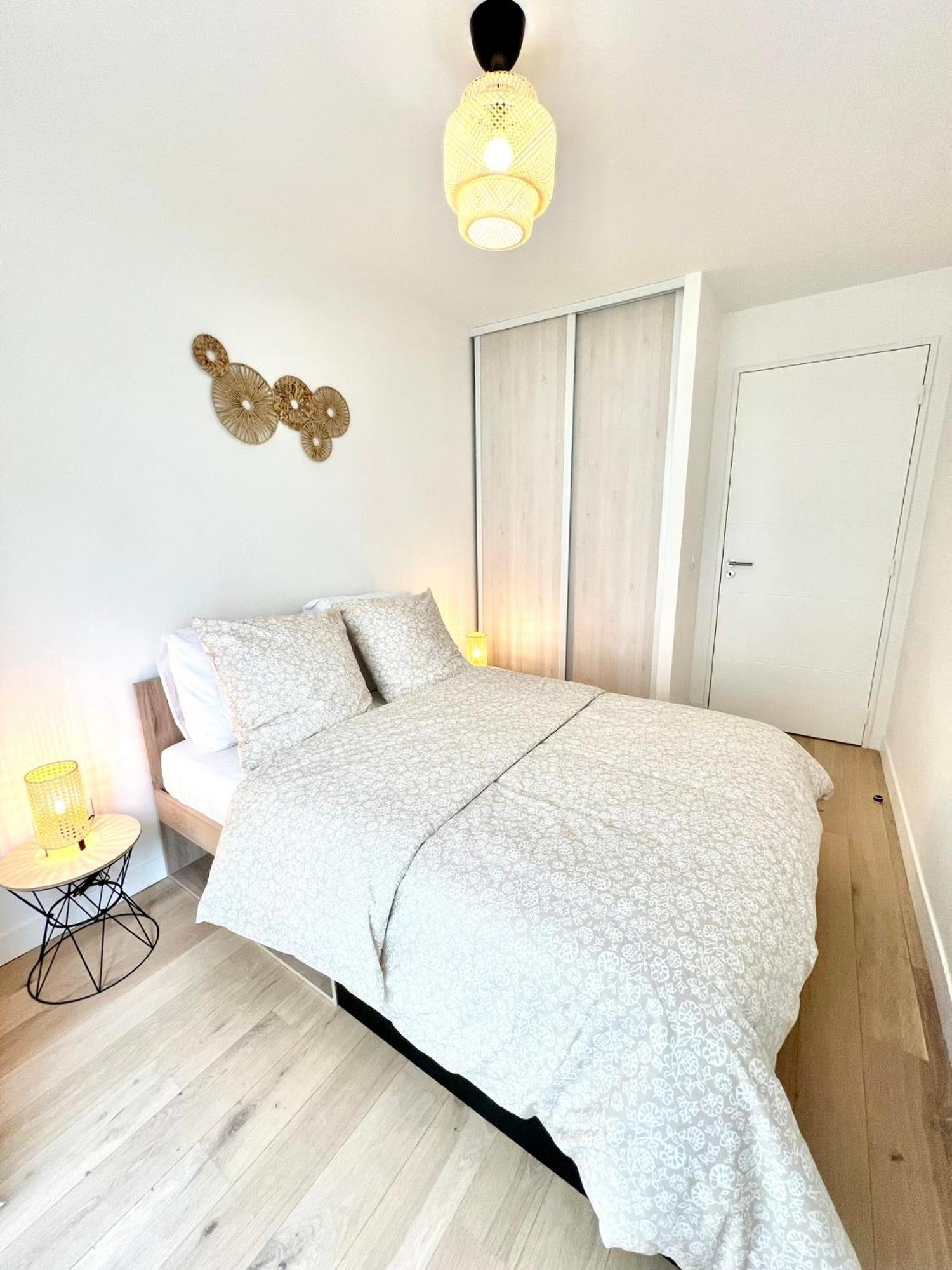 Appartement Neuf Et Spacieux 克利希 外观 照片